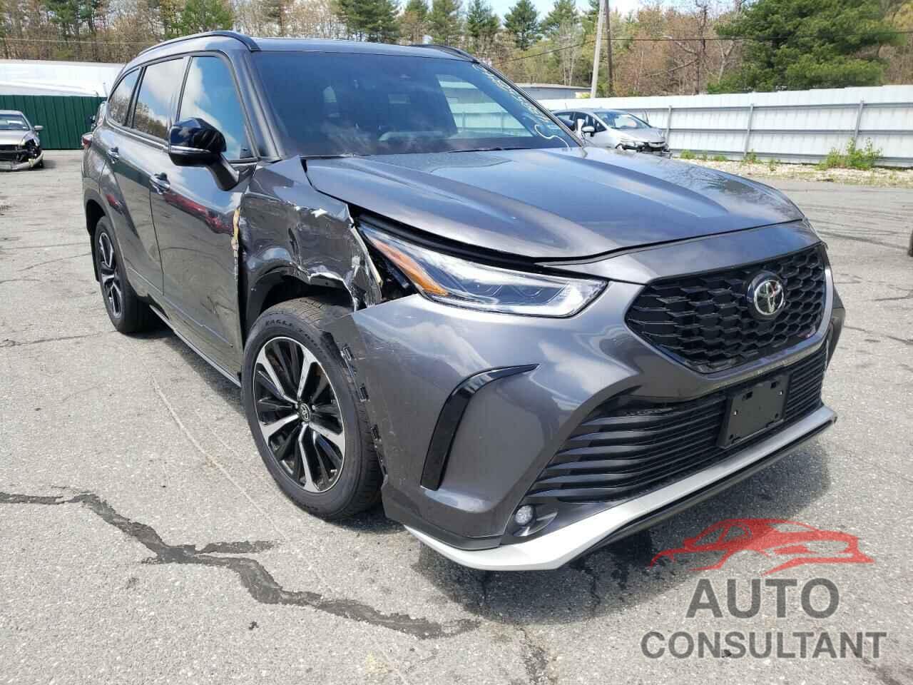 TOYOTA HIGHLANDER 2022 - 5TDJZRBH3NS195968