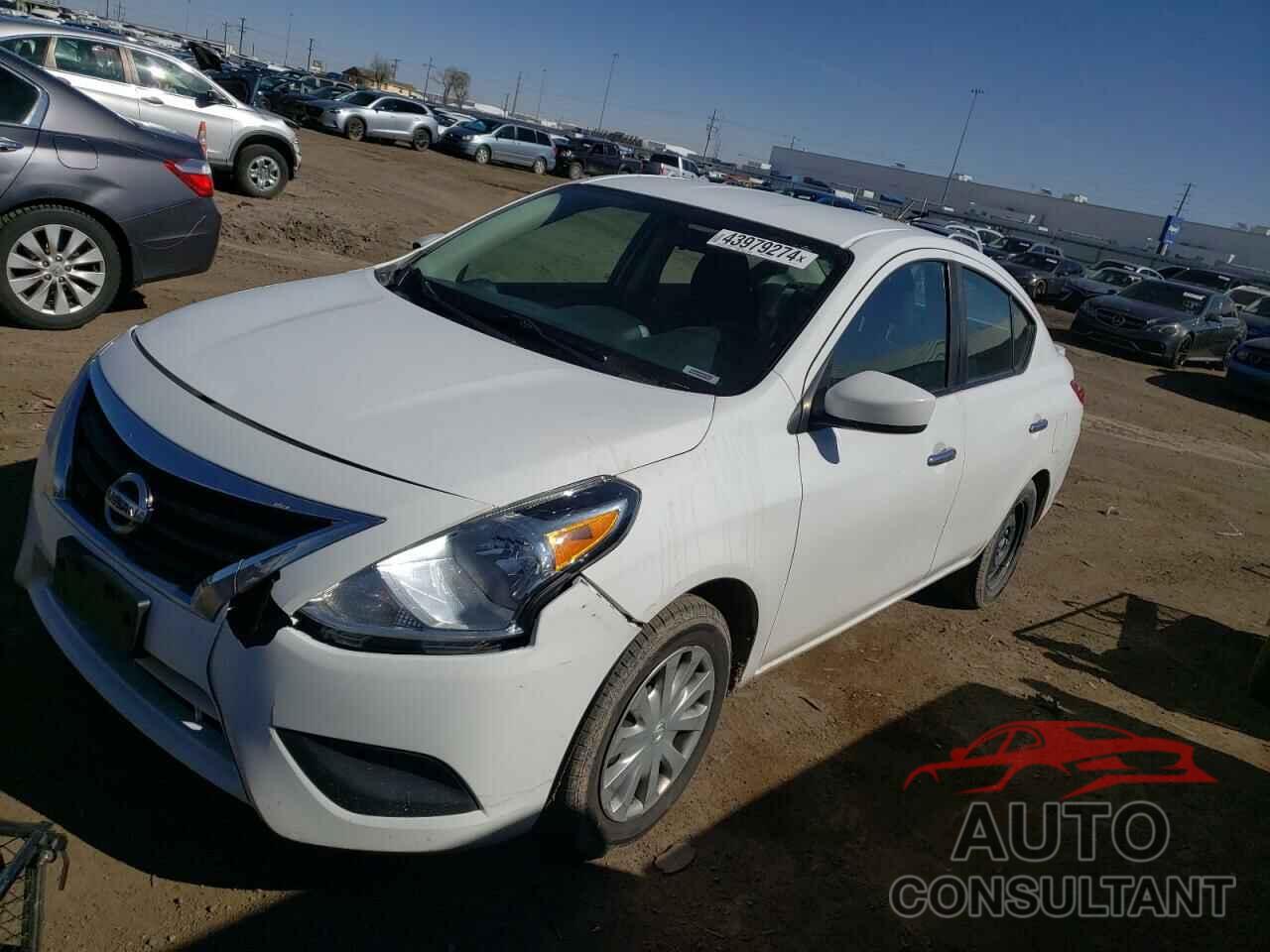 NISSAN VERSA 2018 - 3N1CN7AP6JL885539