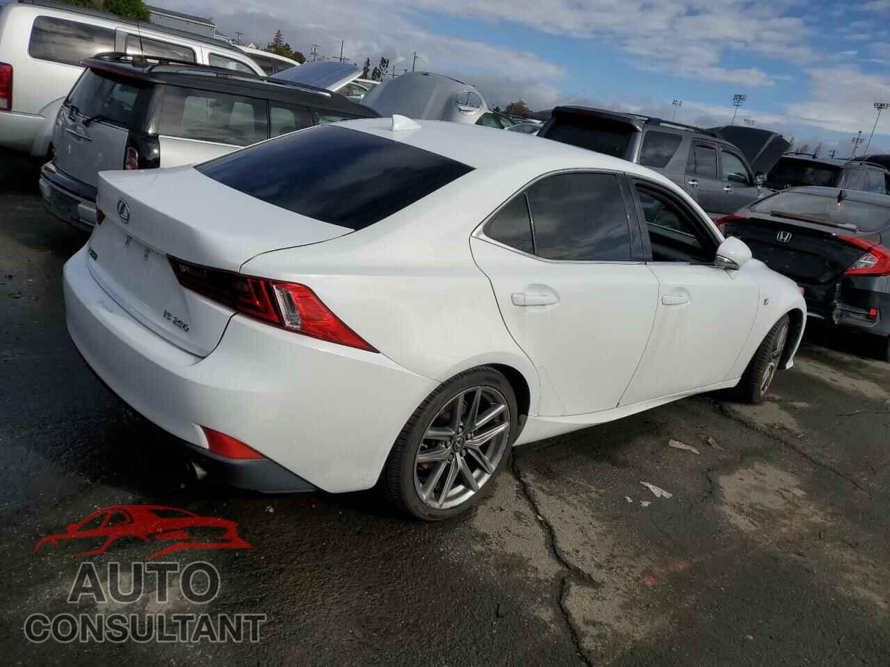 LEXUS IS 2015 - JTHBF1D24F5072841