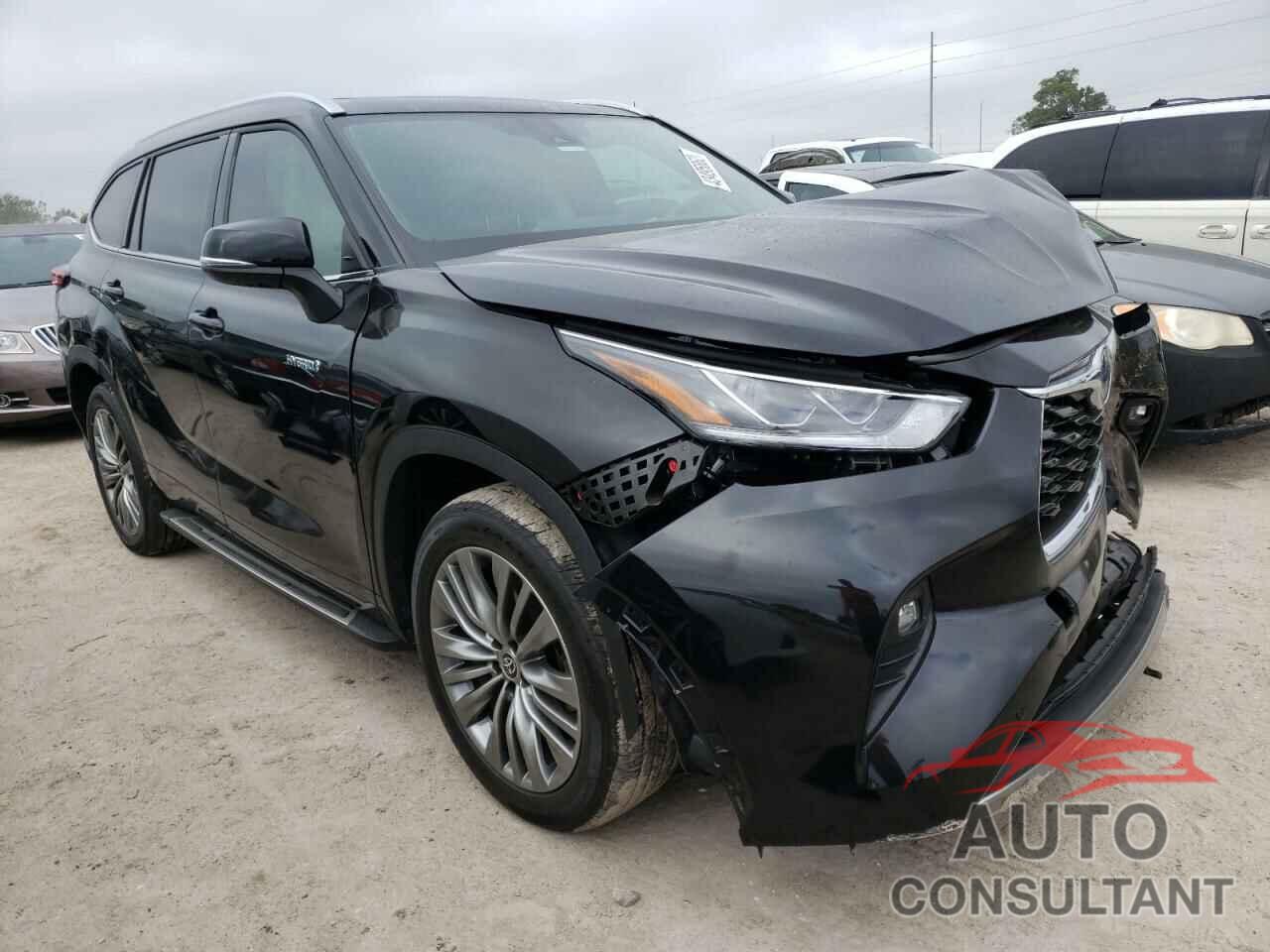 TOYOTA HIGHLANDER 2021 - 5TDFARAH8MS009029