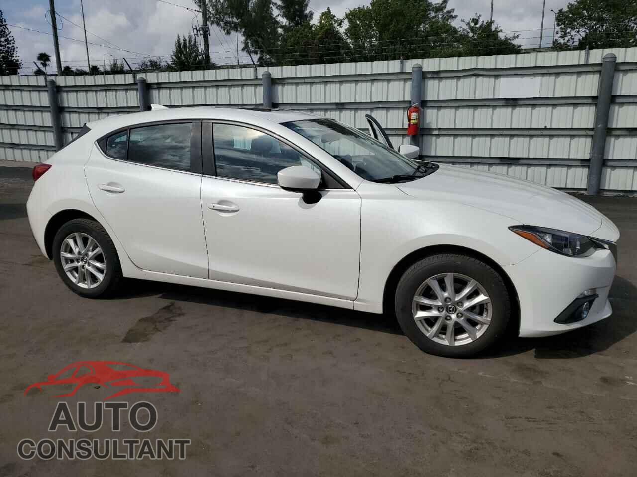 MAZDA 3 2015 - JM1BM1M70F1270889