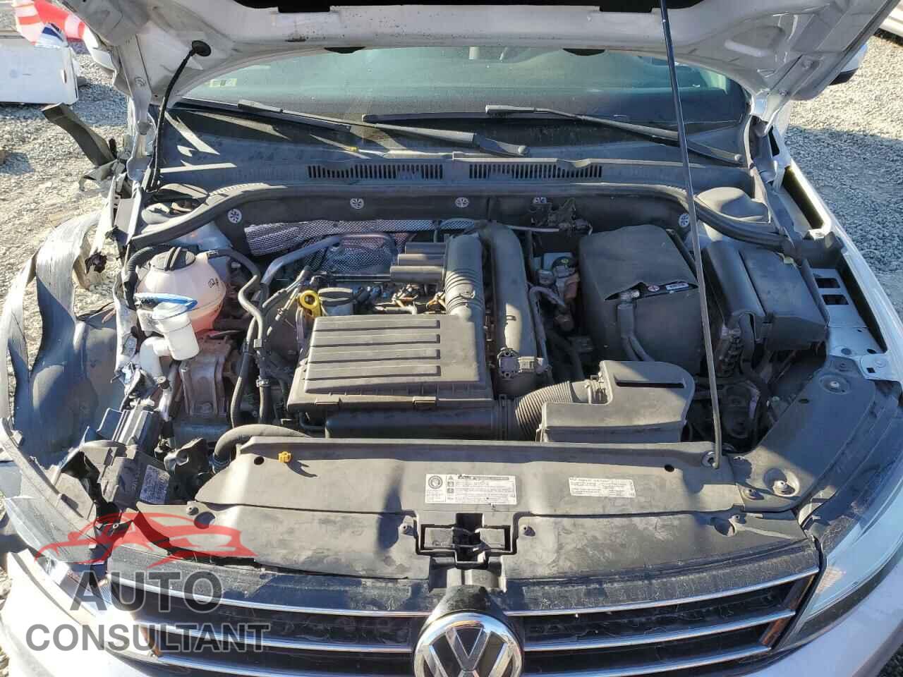 VOLKSWAGEN JETTA 2017 - 3VW2B7AJ9HM371134