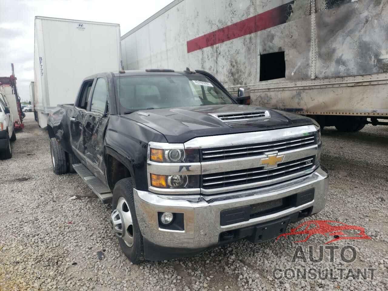 CHEVROLET SILVERADO 2018 - 1GC4K0CY7JF174515