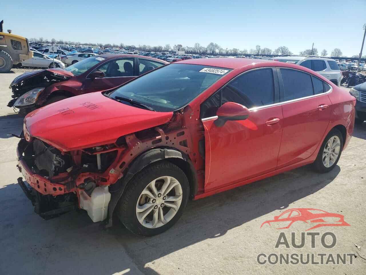 CHEVROLET CRUZE 2019 - 1G1BE5SM5K7118667