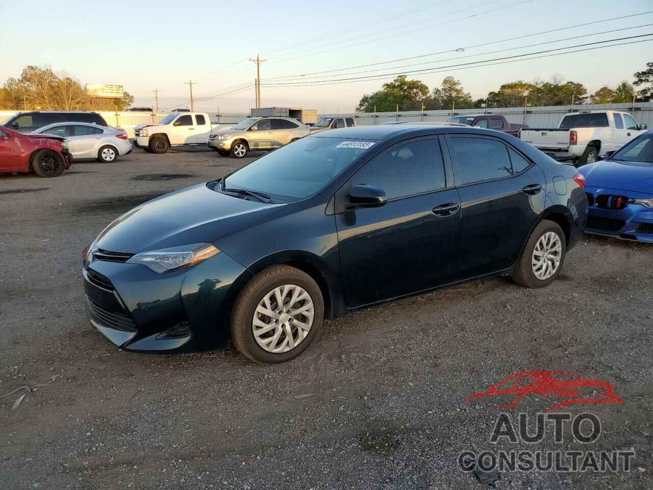 TOYOTA COROLLA 2018 - 2T1BURHE0JC985151