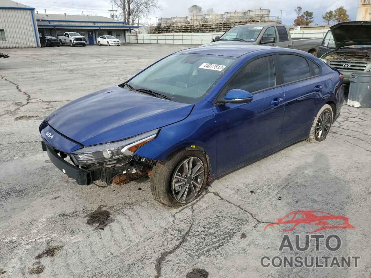 KIA FORTE 2023 - 3KPF24AD5PE548798