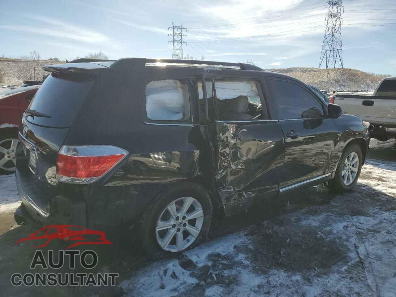 TOYOTA HIGHLANDER 2013 - 5TDBK3EH8DS253640