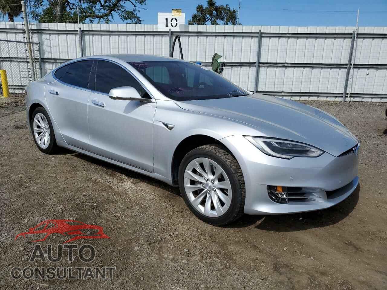 TESLA MODEL S 2017 - 5YJSA1E12HF177935