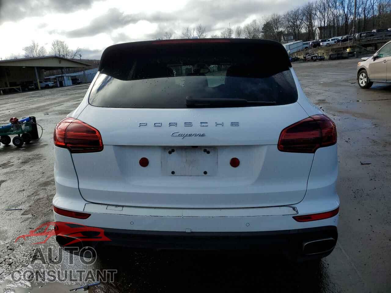 PORSCHE CAYENNE 2016 - WP1AA2A23GLA06203