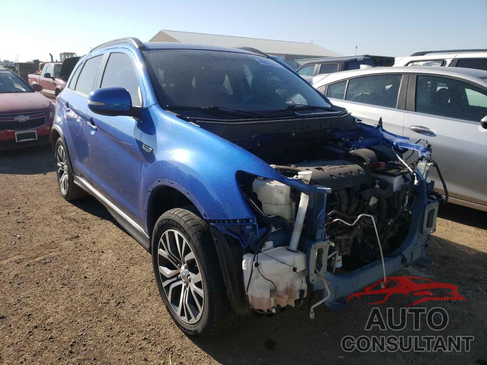 MITSUBISHI OUTLANDER 2018 - JA4AR4AW4JZ036415