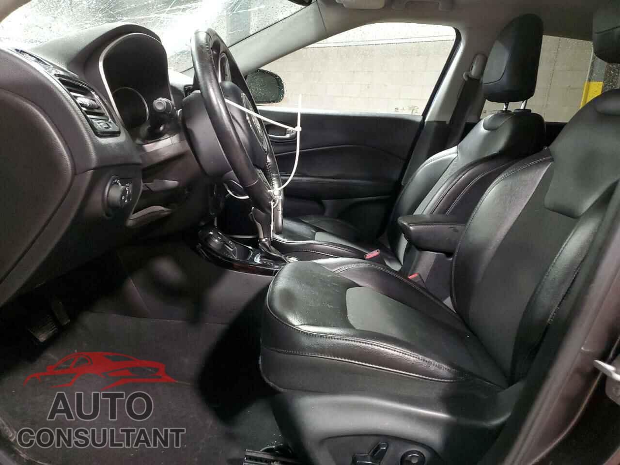 JEEP COMPASS 2019 - 3C4NJDBB4KT781412