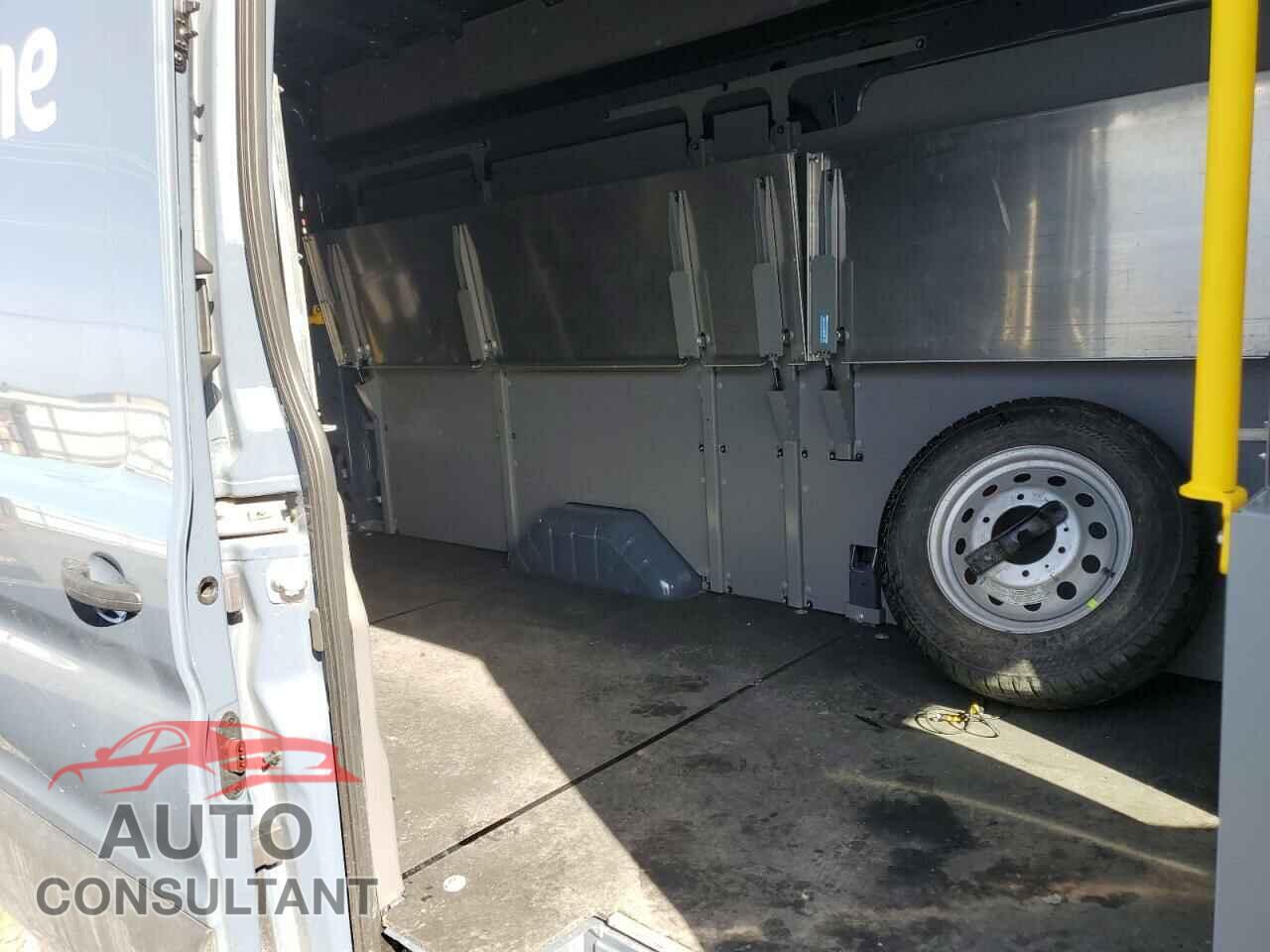 FORD TRANSIT 2023 - 1FTBR3U8XPKB80781