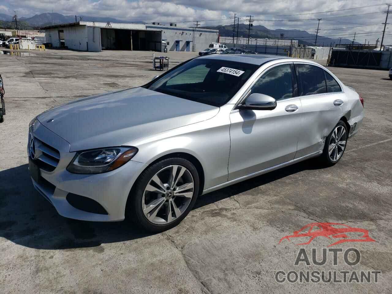 MERCEDES-BENZ C-CLASS 2018 - 55SWF4JBXJU256065