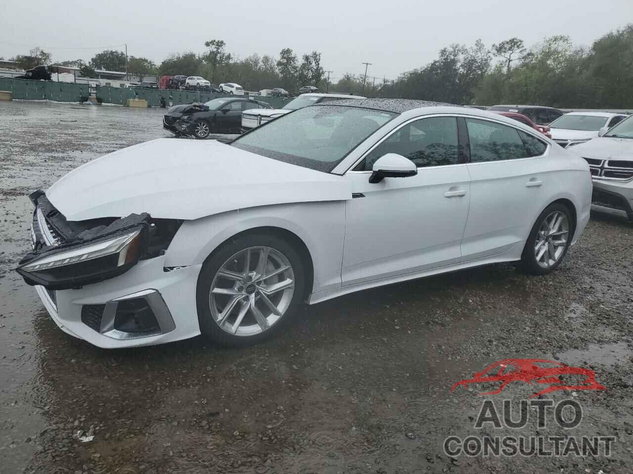 AUDI A5 2023 - WAUFACF56PA044193