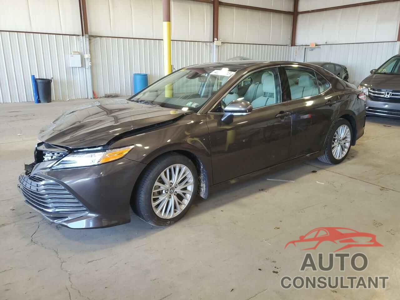 TOYOTA CAMRY 2019 - 4T1B11HK9KU166526