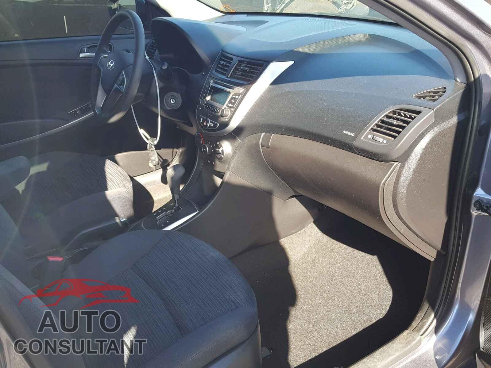 HYUNDAI ACCENT 2016 - KMHCT5AE7GU289727