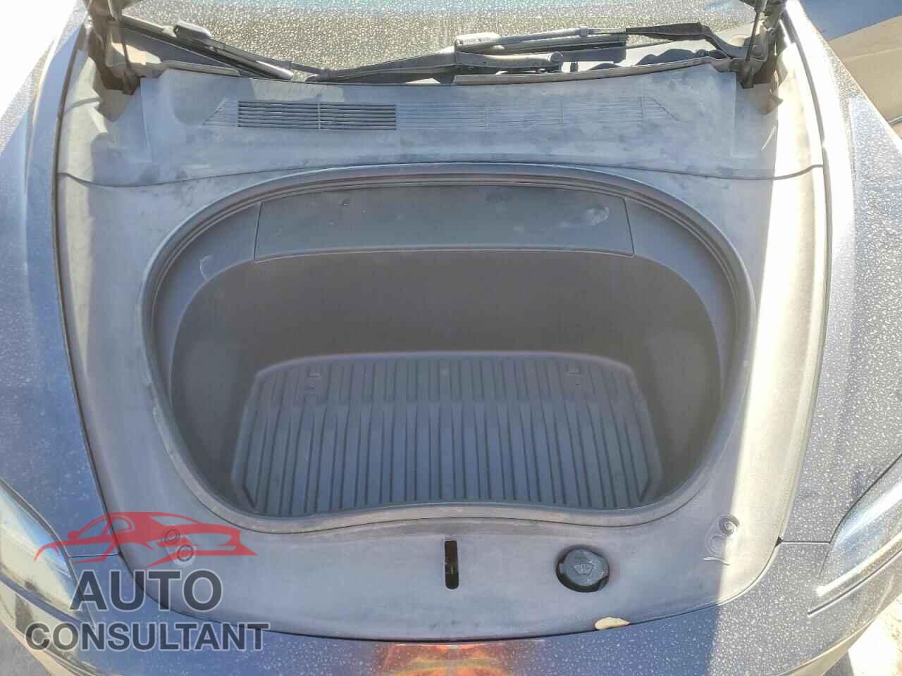 TESLA MODEL 3 2024 - 5YJ3E1EB7RF749262