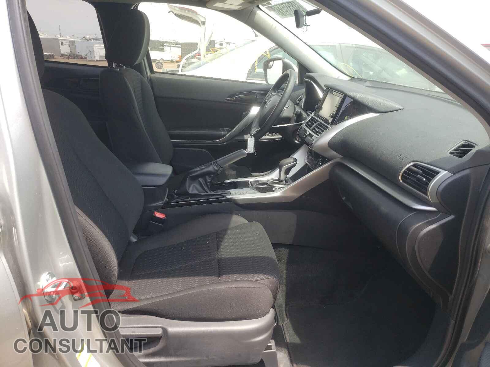 MITSUBISHI ECLIPSE 2019 - JA4AT3AAXKZ037540