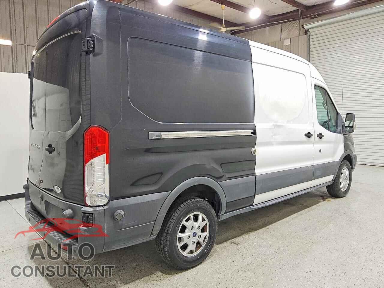 FORD TRANSIT 2015 - 1FTYR2CM1FKA72924
