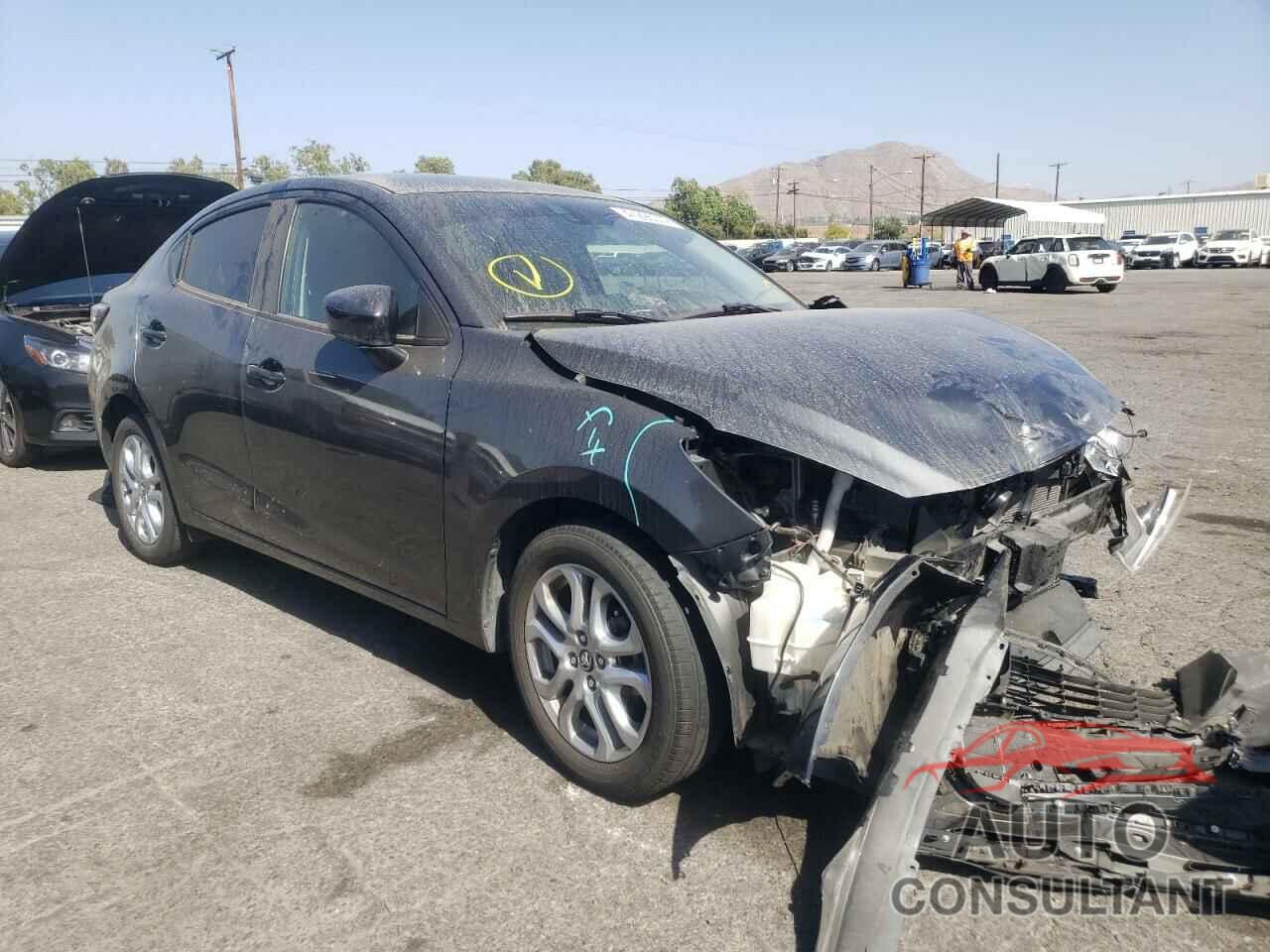 TOYOTA YARIS 2017 - 3MYDLBYV9HY164161