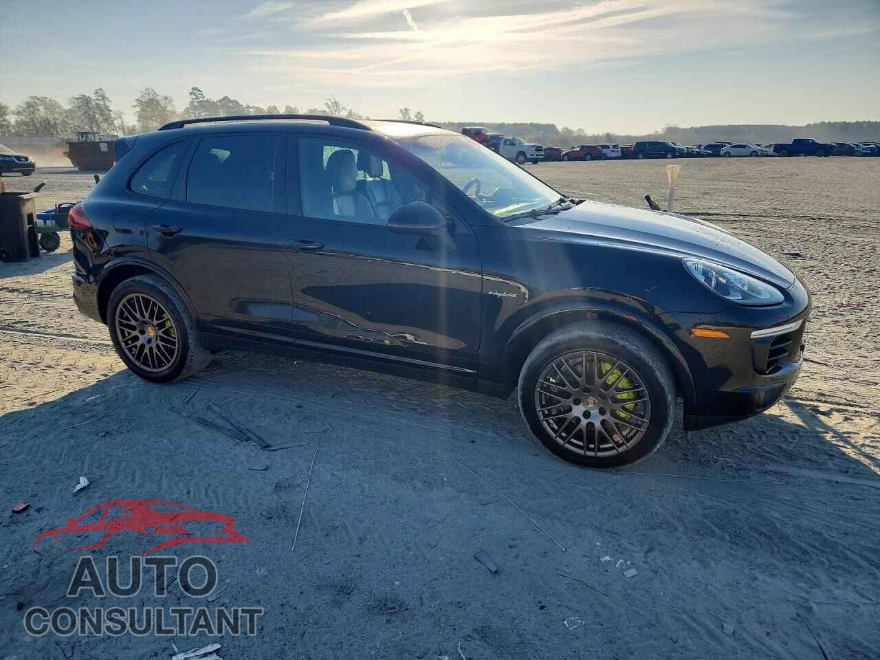 PORSCHE CAYENNE 2018 - WP1AE2A29JLA72783