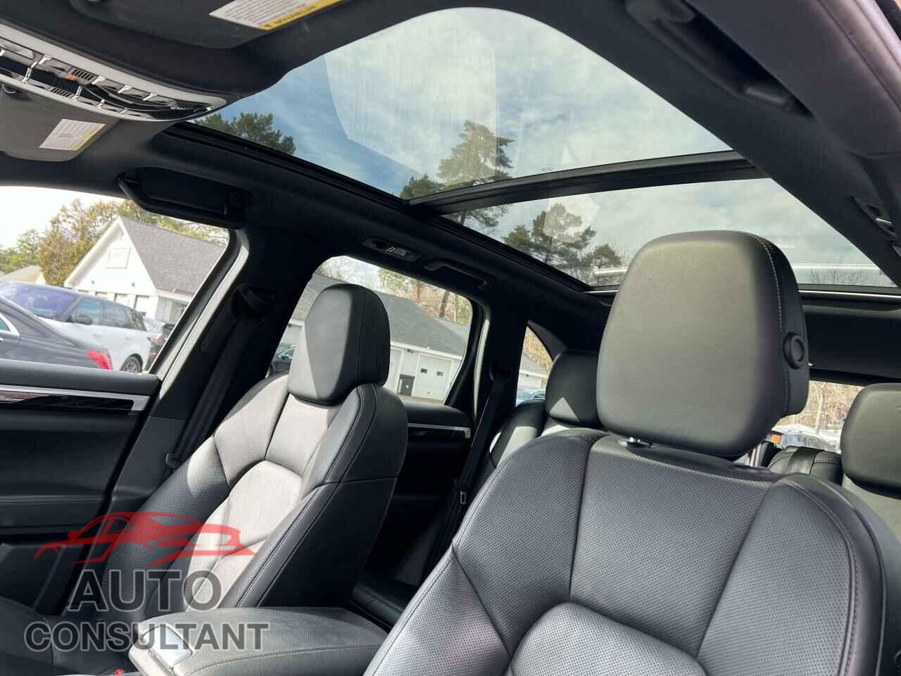 PORSCHE CAYENNE 2016 - WP1AE2A27GLA62150