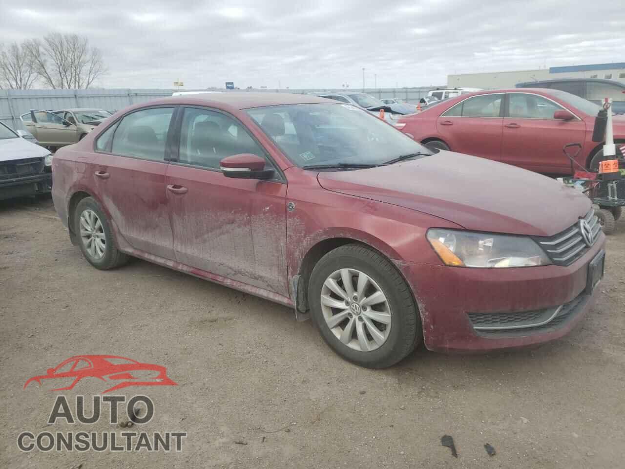 VOLKSWAGEN PASSAT 2015 - 1VWAT7A36FC036471