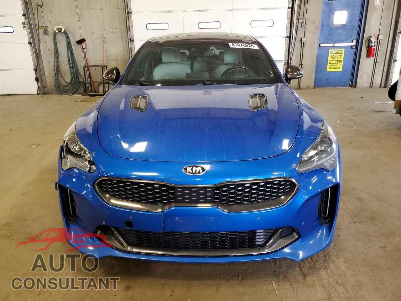 KIA STINGER 2018 - KNAE55LC9J6020740