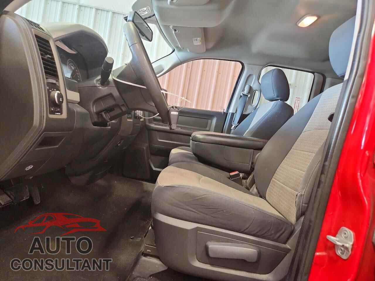 DODGE RAM 1500 2012 - 1C6RD7FT6CS308165