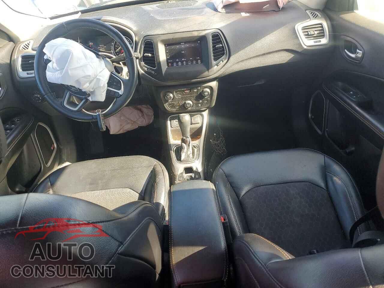 JEEP COMPASS 2017 - 3C4NJCBB3HT668621