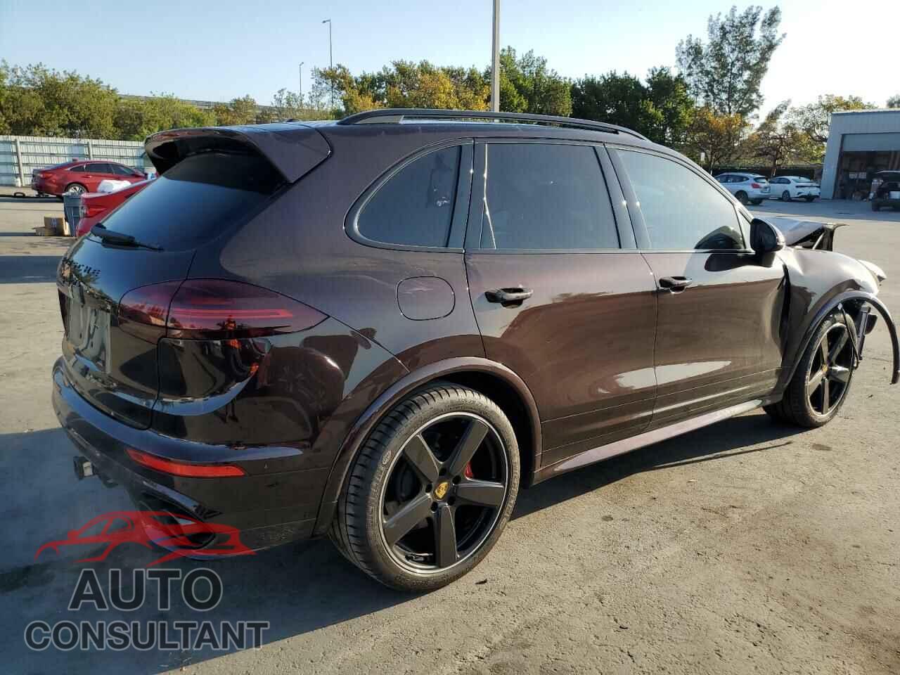 PORSCHE CAYENNE 2017 - WP1AD2A25HLA81008
