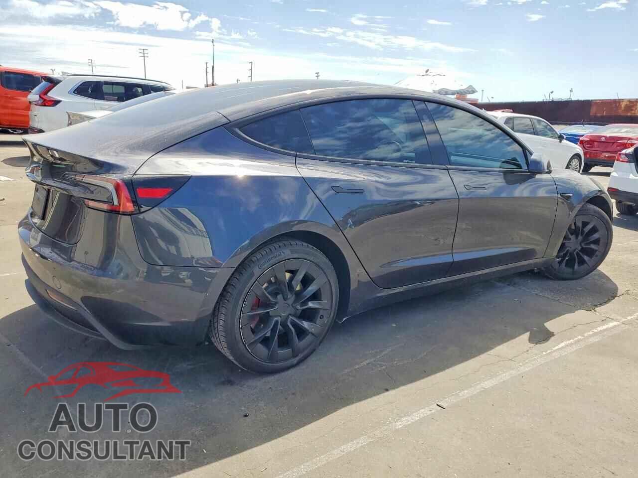 TESLA MODEL 3 2024 - 5YJ3E1EA0RF743150