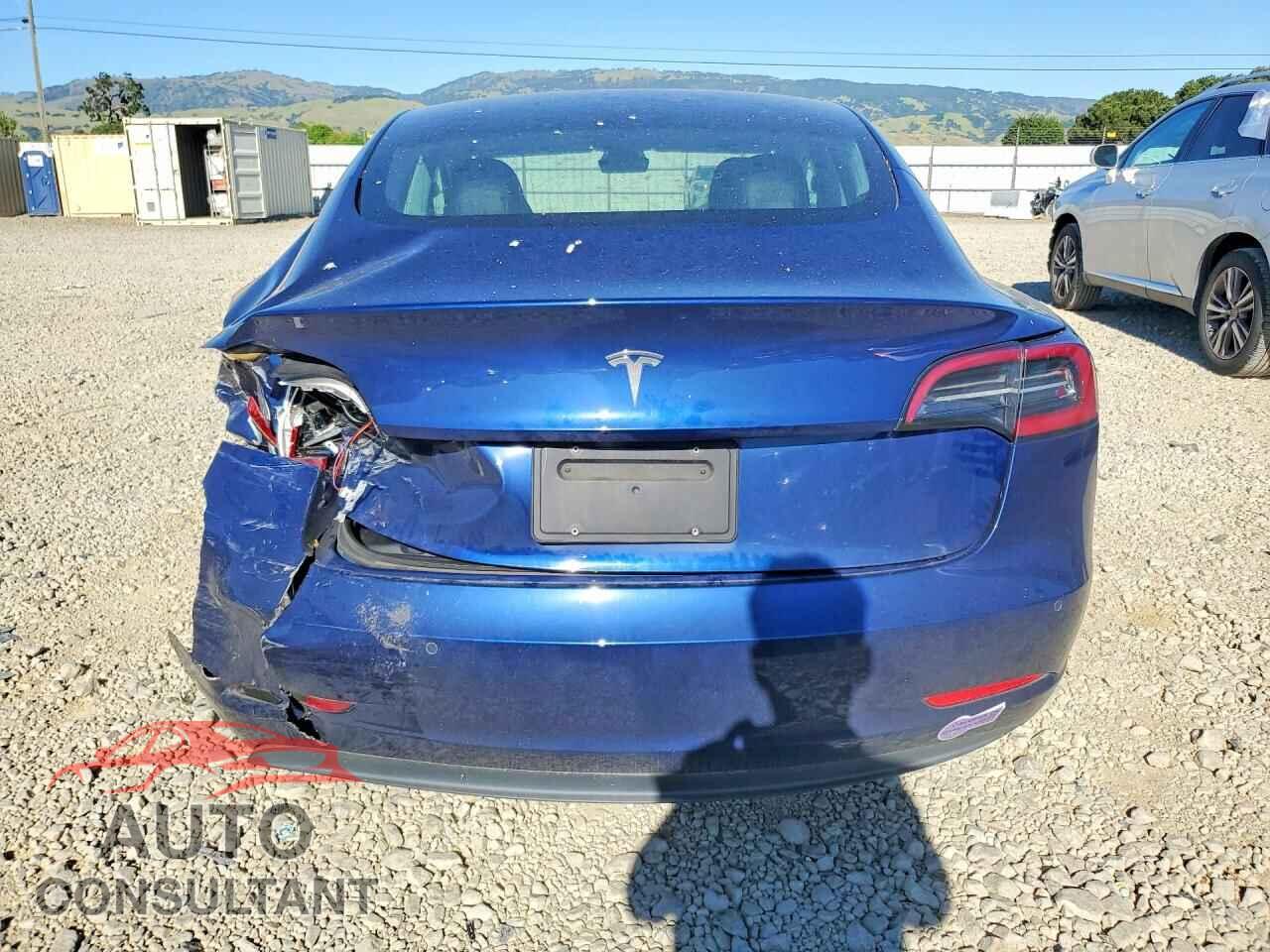 TESLA MODEL 3 2019 - 5YJ3E1EA8KF400799