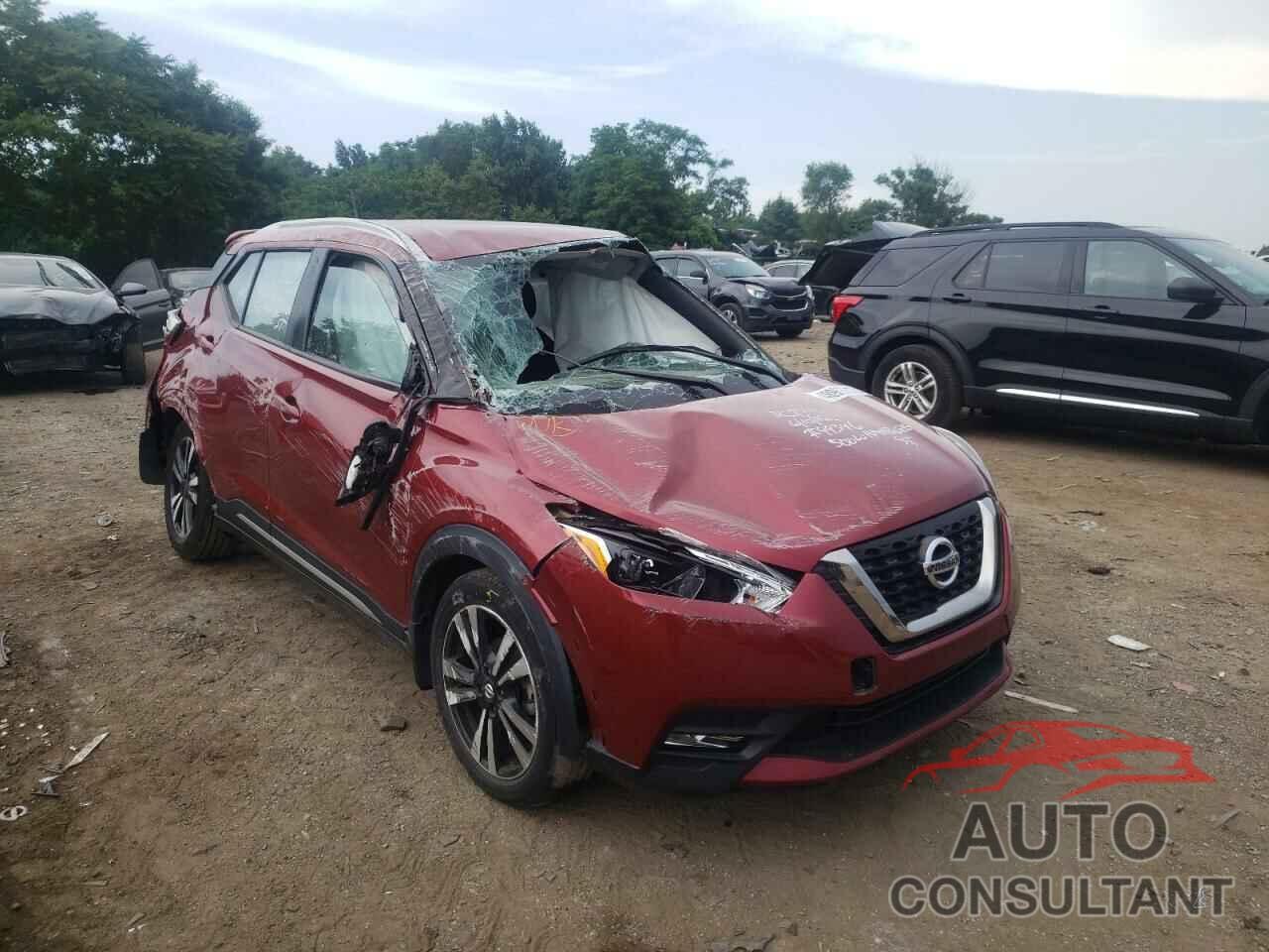 NISSAN KICKS 2018 - 3N1CP5CUXJL540922