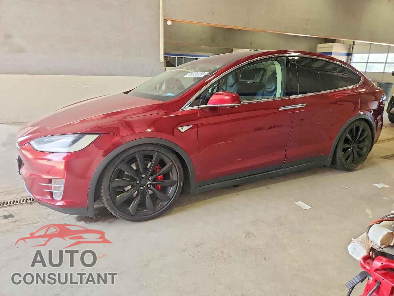 TESLA MODEL X 2016 - 5YJXCAE44GFF00068