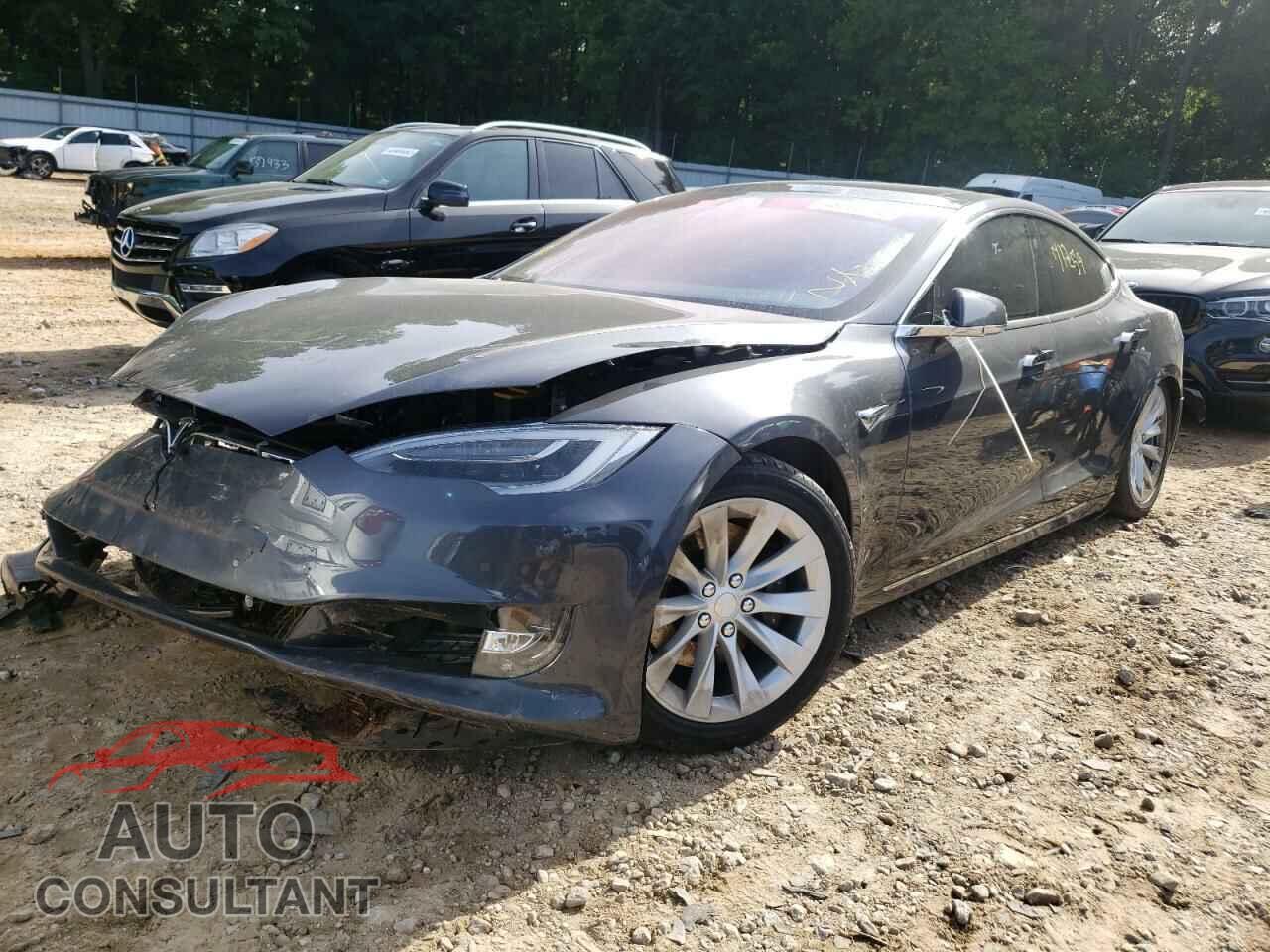 TESLA MODEL S 2017 - 5YJSA1E20HF224209
