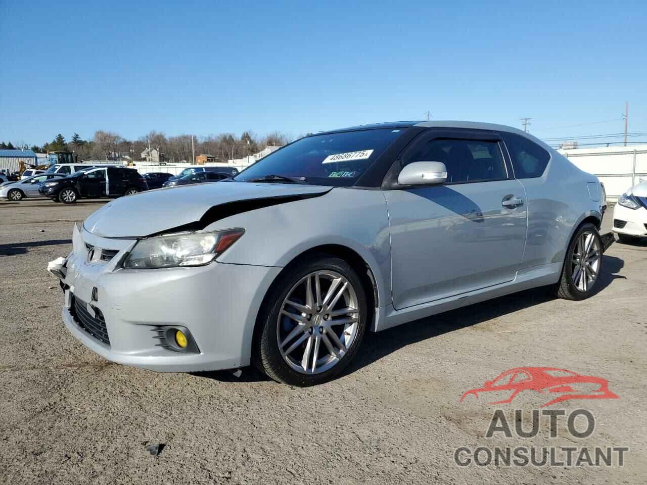 TOYOTA SCION 2011 - JTKJF5C79B3004843