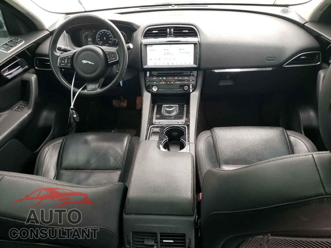 JAGUAR F-PACE 2017 - SADCK2BN5HA088971
