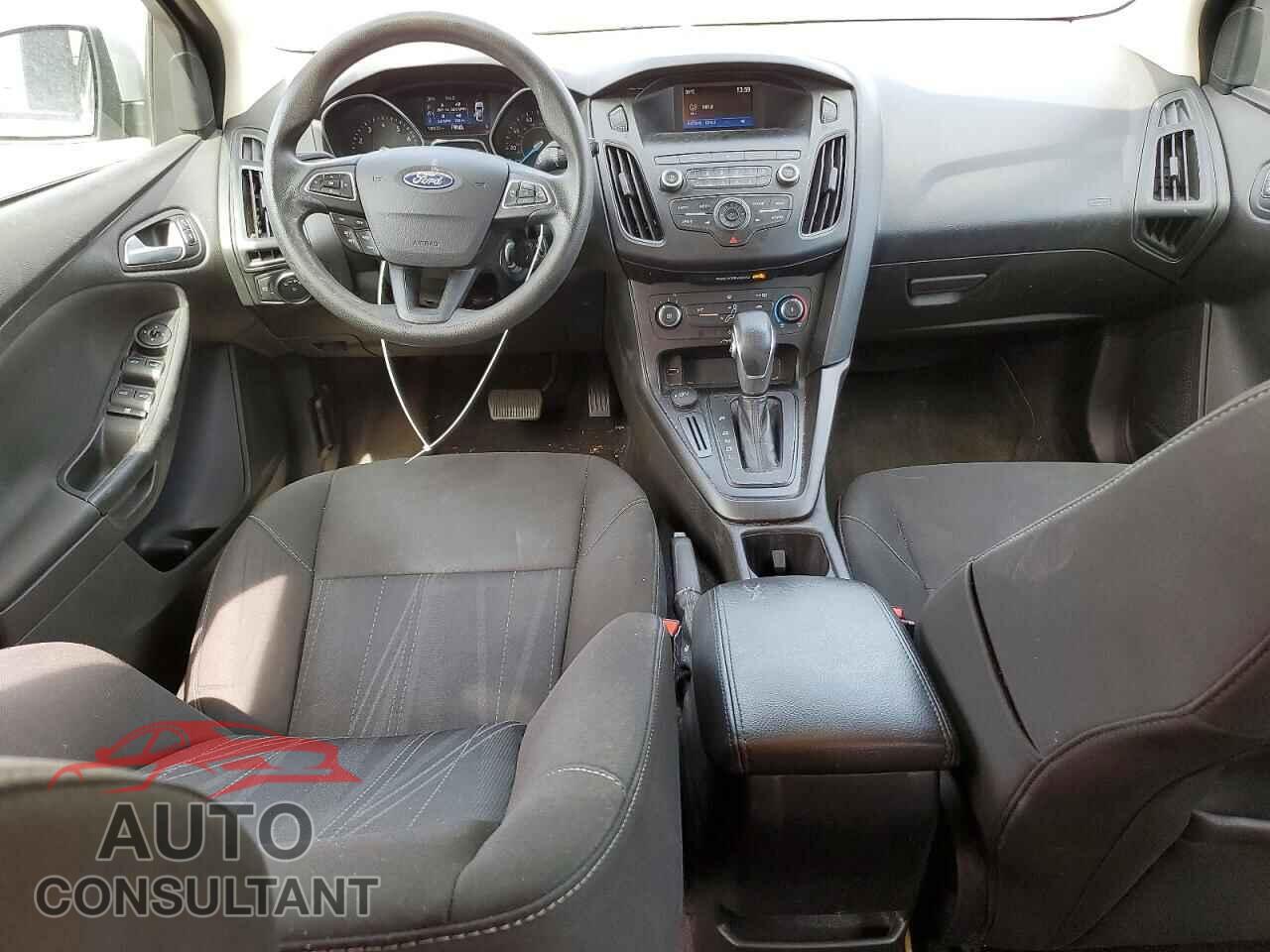 FORD FOCUS 2018 - 1FADP3K2XJL251286