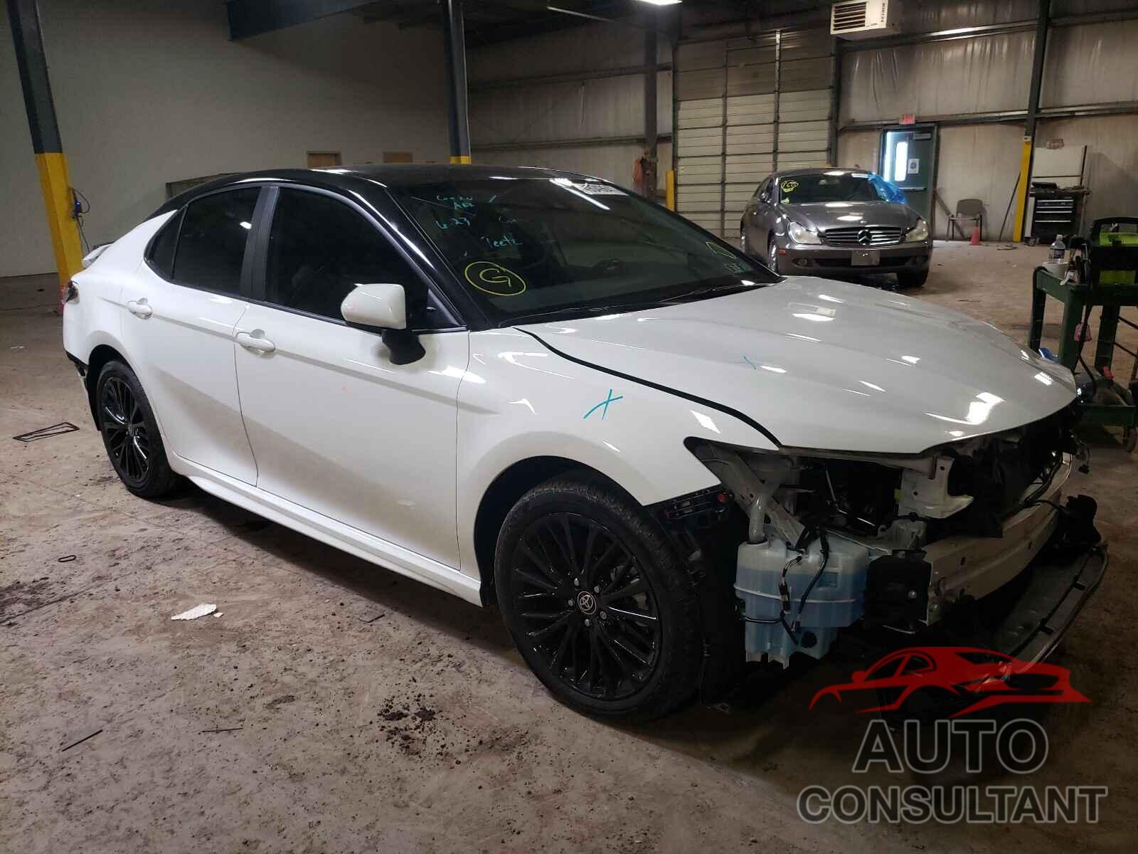 TOYOTA CAMRY 2020 - 4T1G11AK3LU948130