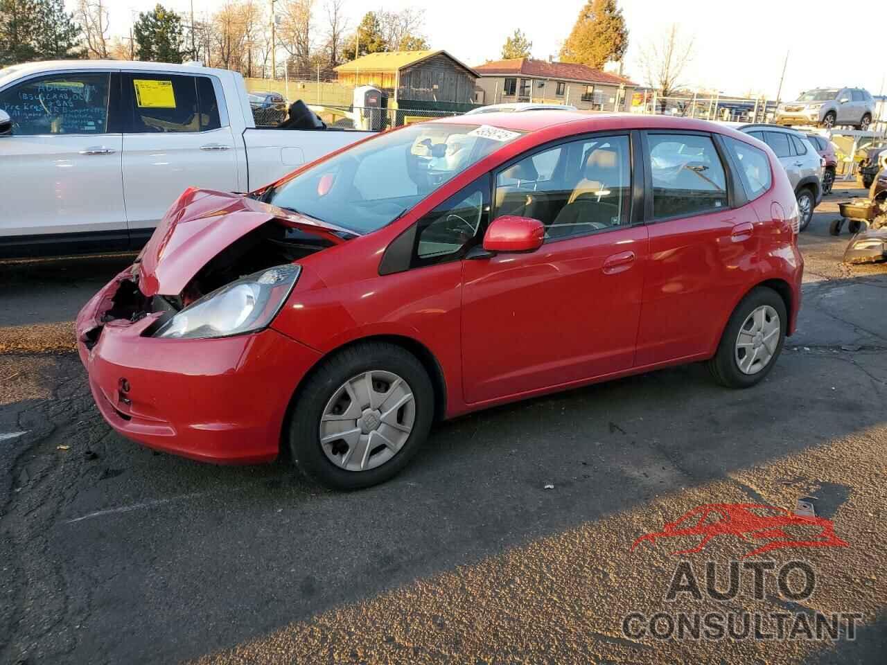 HONDA FIT 2013 - JHMGE8H33DC016743
