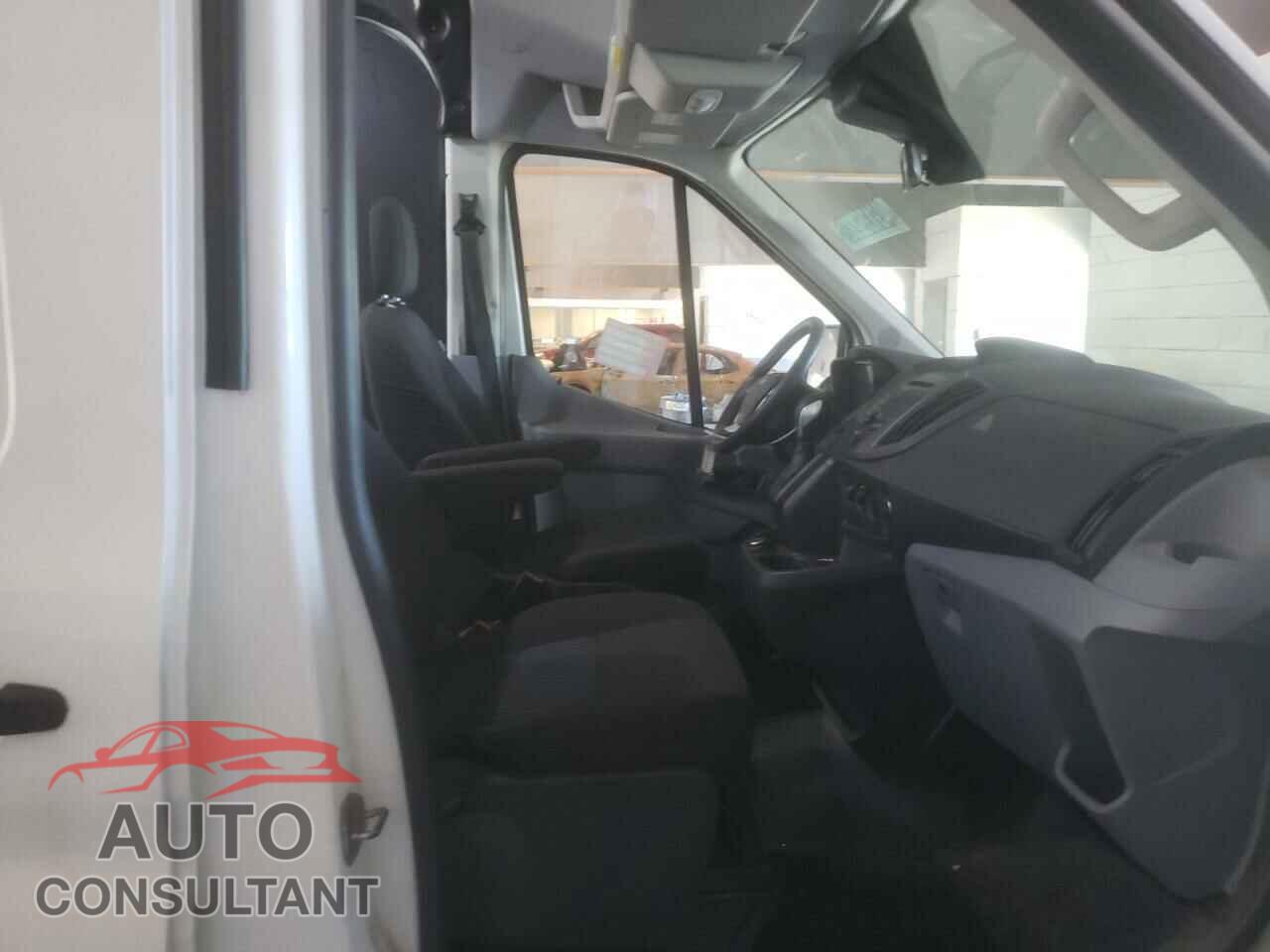 FORD TRANSIT CO 2019 - 1FTYR2CM2KKB08095