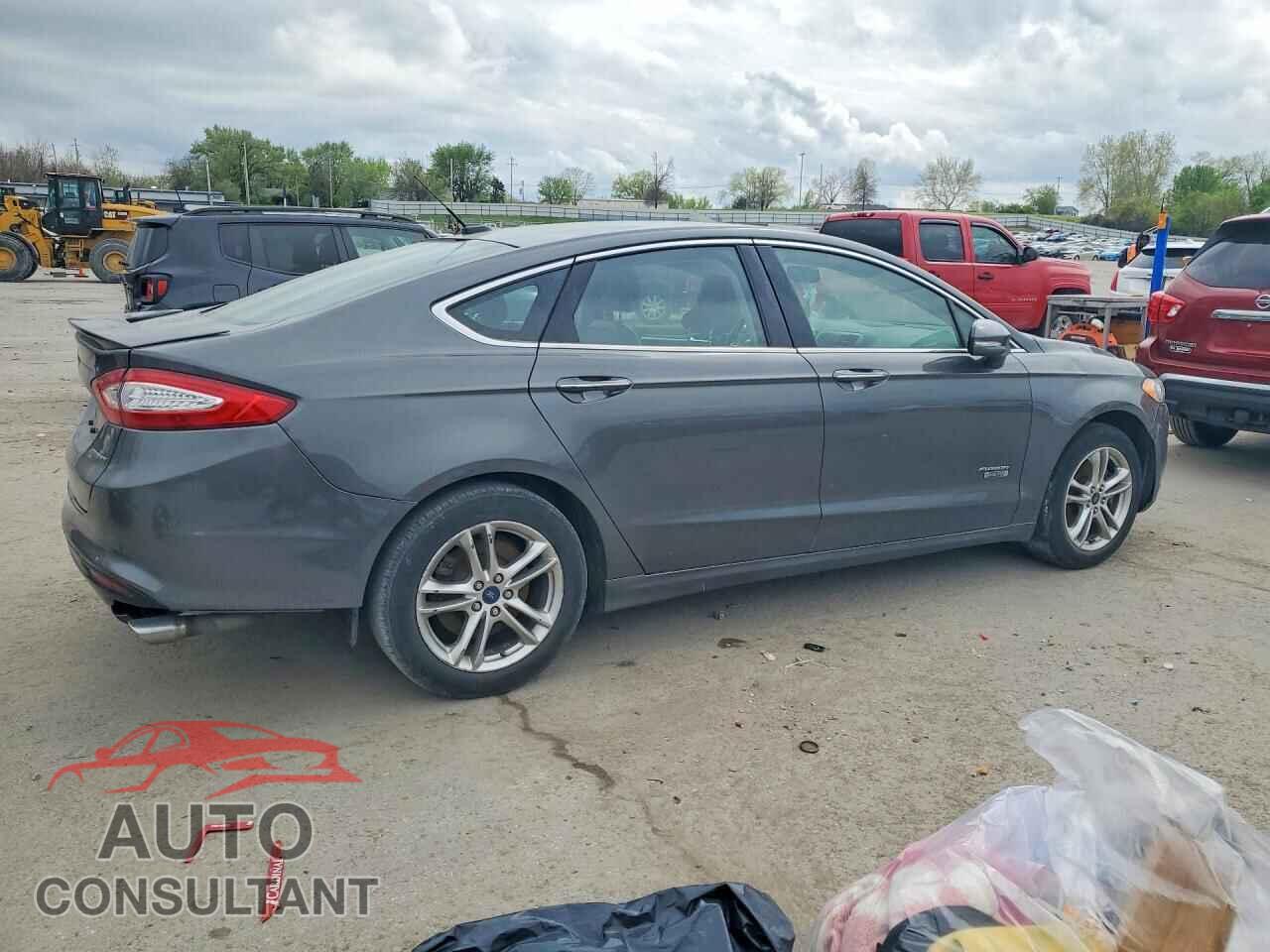 FORD FUSION 2016 - 3FA6P0SU3GR272175