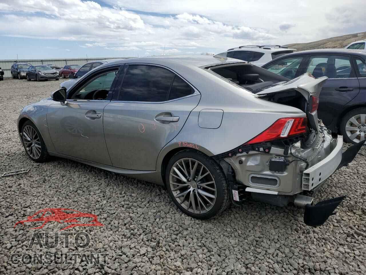 LEXUS IS 2016 - JTHBA1D25G5013054