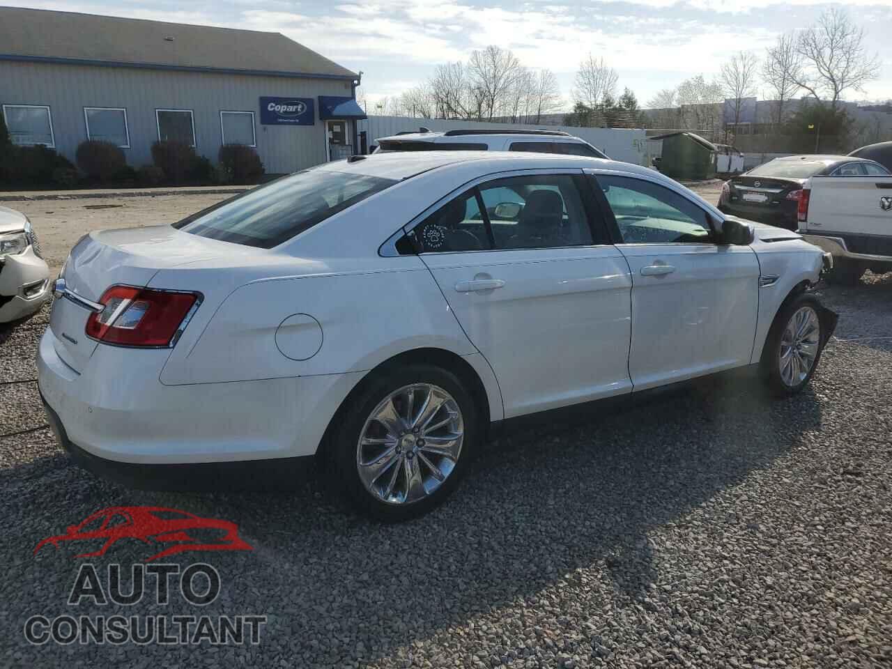 FORD TAURUS 2011 - 1FAHP2FW7BG132355