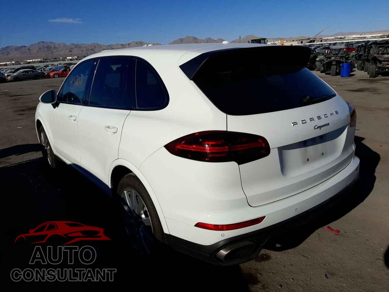PORSCHE CAYENNE 2017 - WP1AA2A25HKA88121