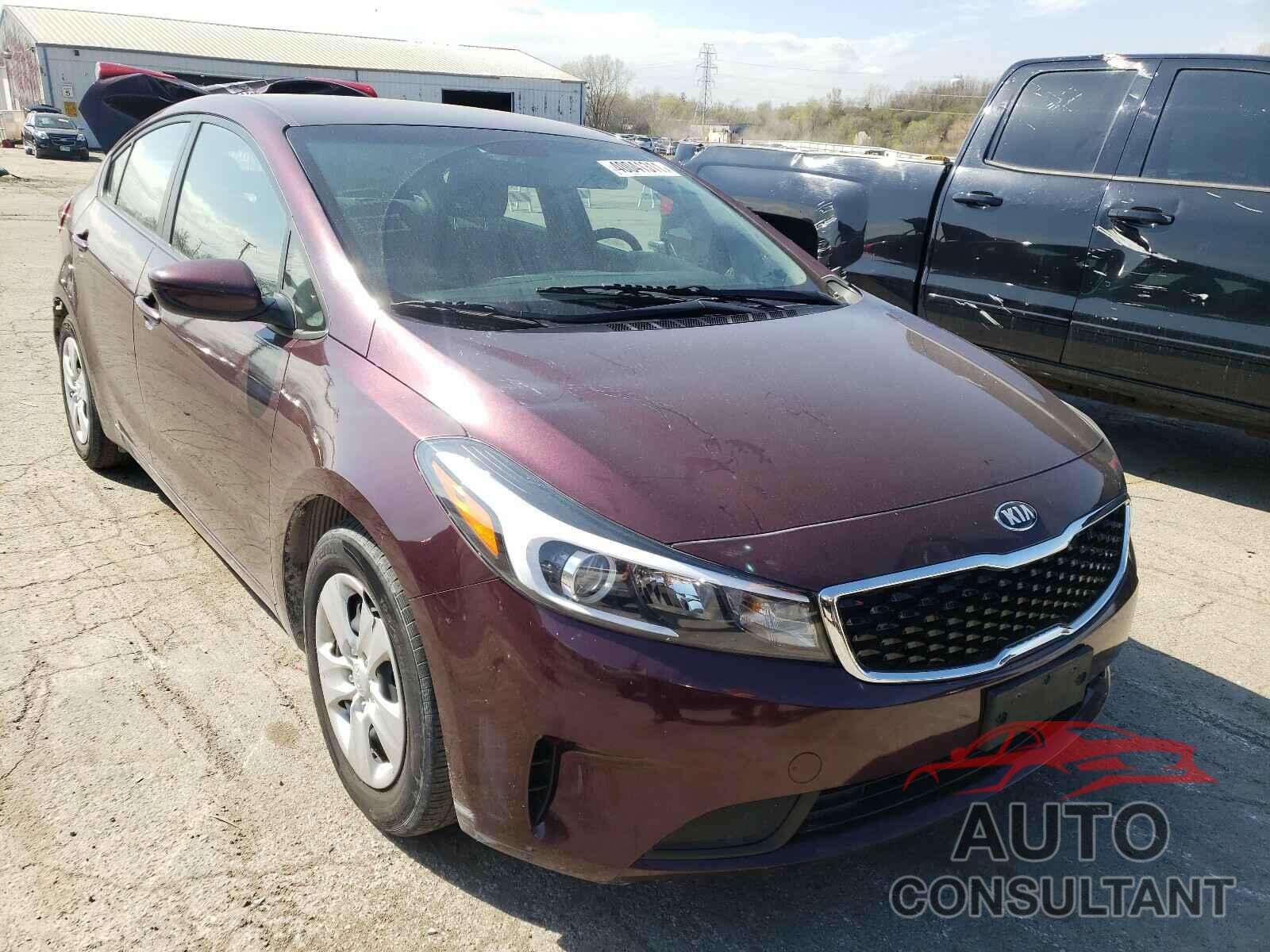 KIA FORTE 2018 - 3KPFK4A76JE282595