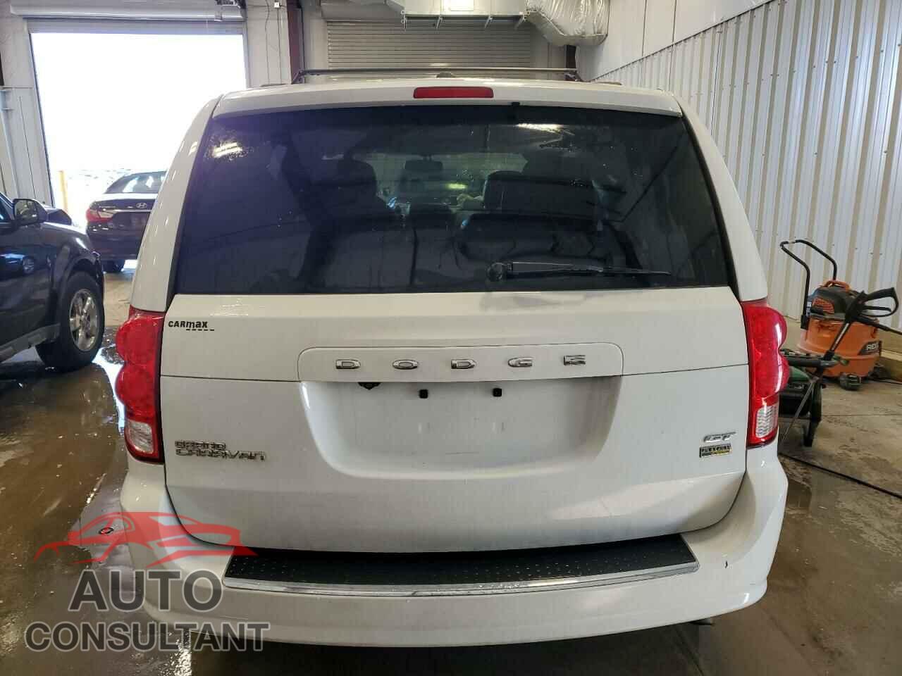 DODGE CARAVAN 2018 - 2C4RDGEG3JR150671
