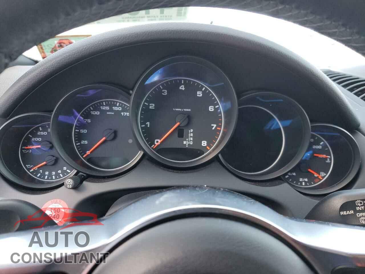 PORSCHE CAYENNE 2016 - WP1AA2A28GKA11872