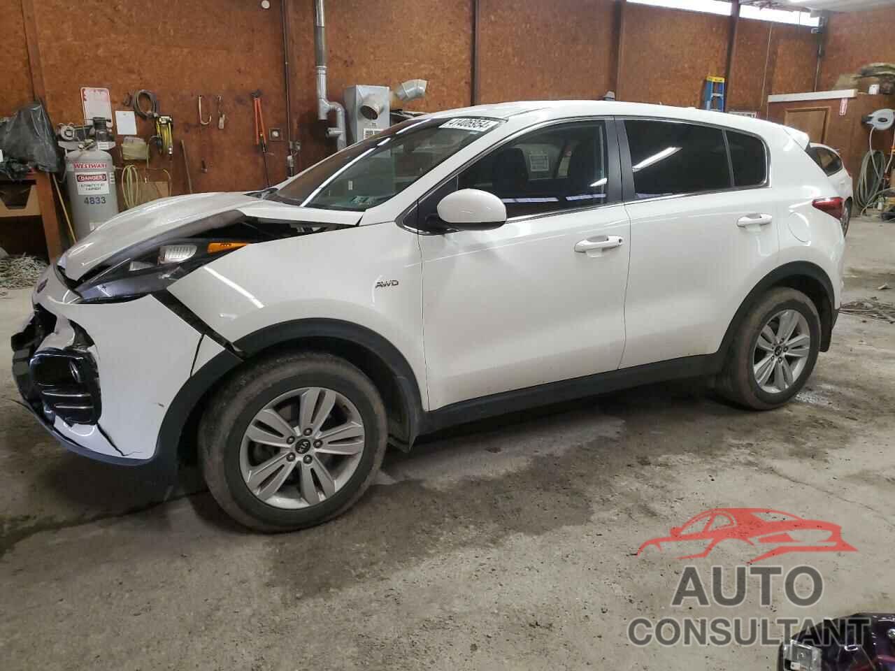 KIA SPORTAGE 2018 - KNDPMCAC8J7310600